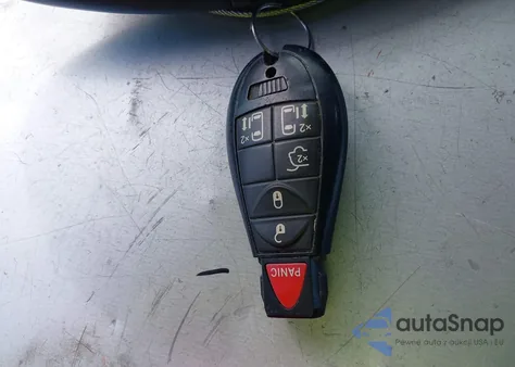 2016 Chrysler Town & Country Touring z USA, uszkodzony, nr VIN 2C4RC1BG5GR298446